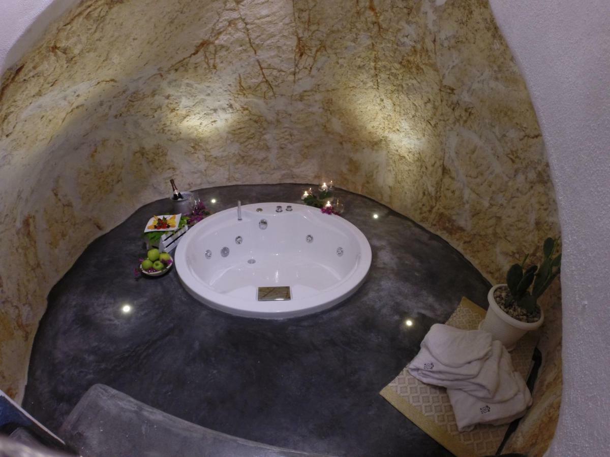 White Luxury Suite Ostuni By Gonewlocation Esterno foto