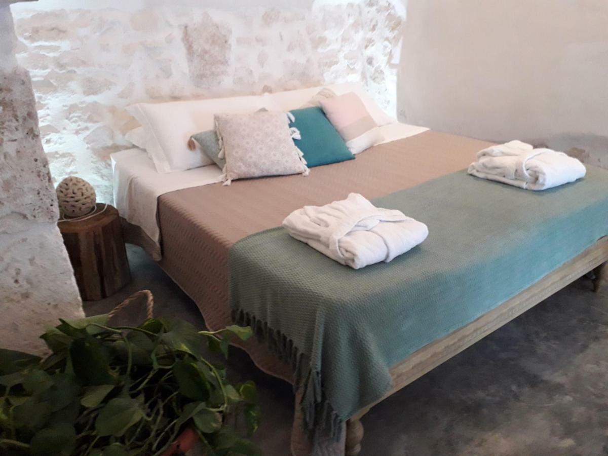 White Luxury Suite Ostuni By Gonewlocation Esterno foto