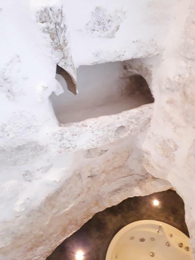 White Luxury Suite Ostuni By Gonewlocation Esterno foto